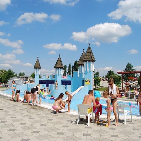 Termal Kemping Apartmanok Тисауйварош Экстерьер фото