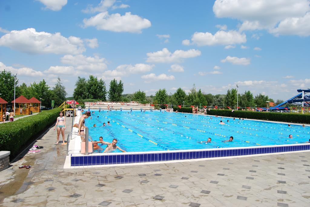Termal Kemping Apartmanok Тисауйварош Экстерьер фото